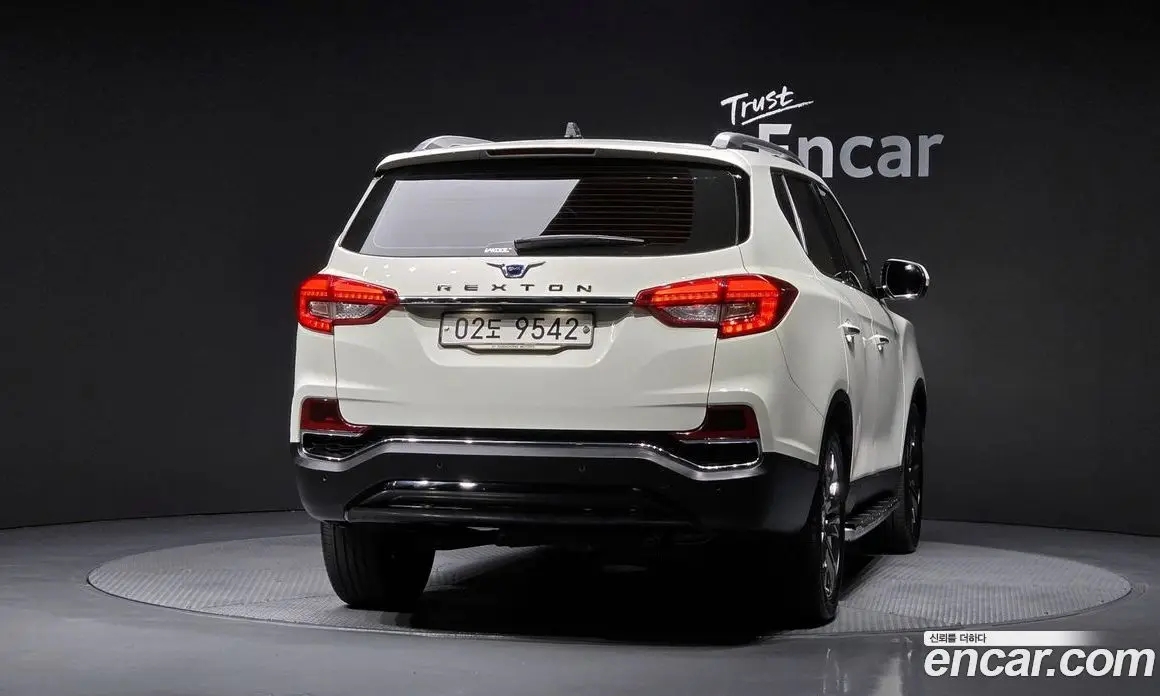 SsangYong Rexton 2017 2.2 автомат (гидро), фото 4