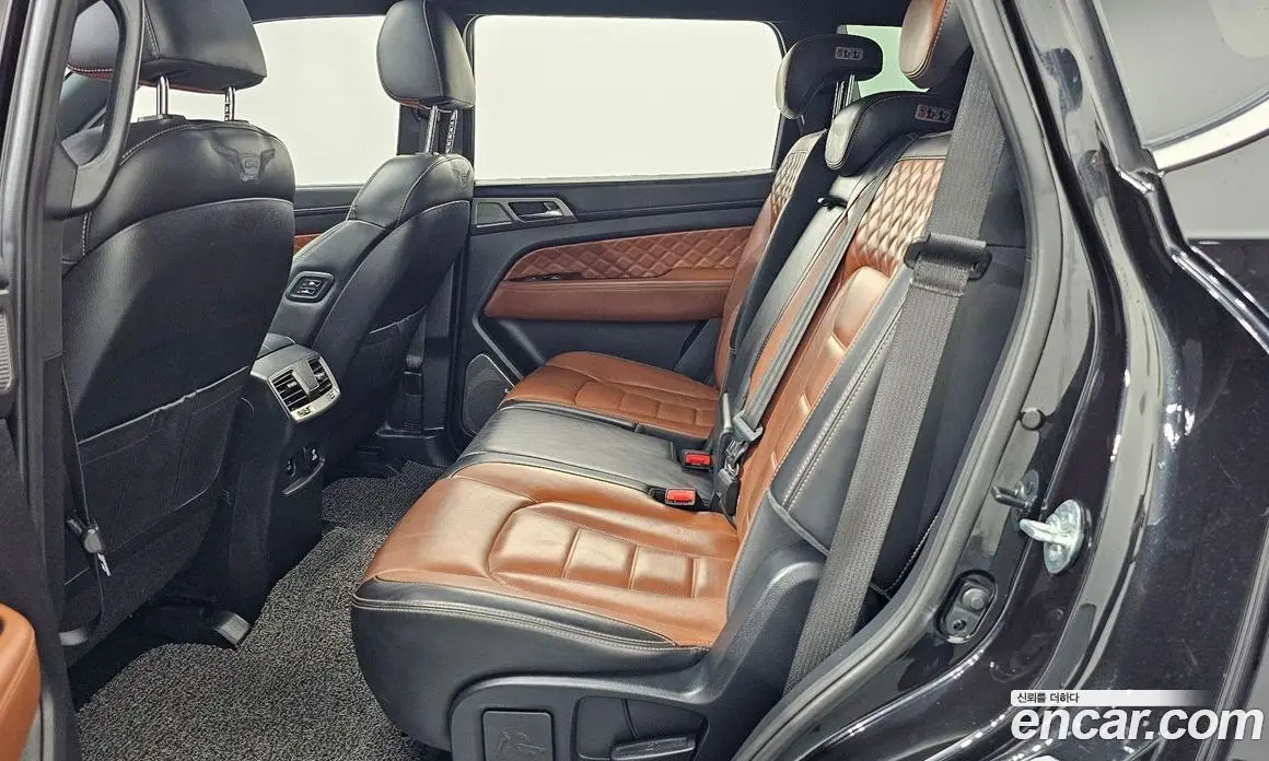 SsangYong Rexton 2018 2.2 автомат (гидро), фото 16