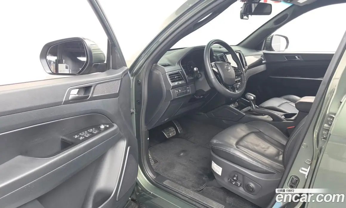 SsangYong Rexton 2022 2.2 автомат (гидро), фото 13