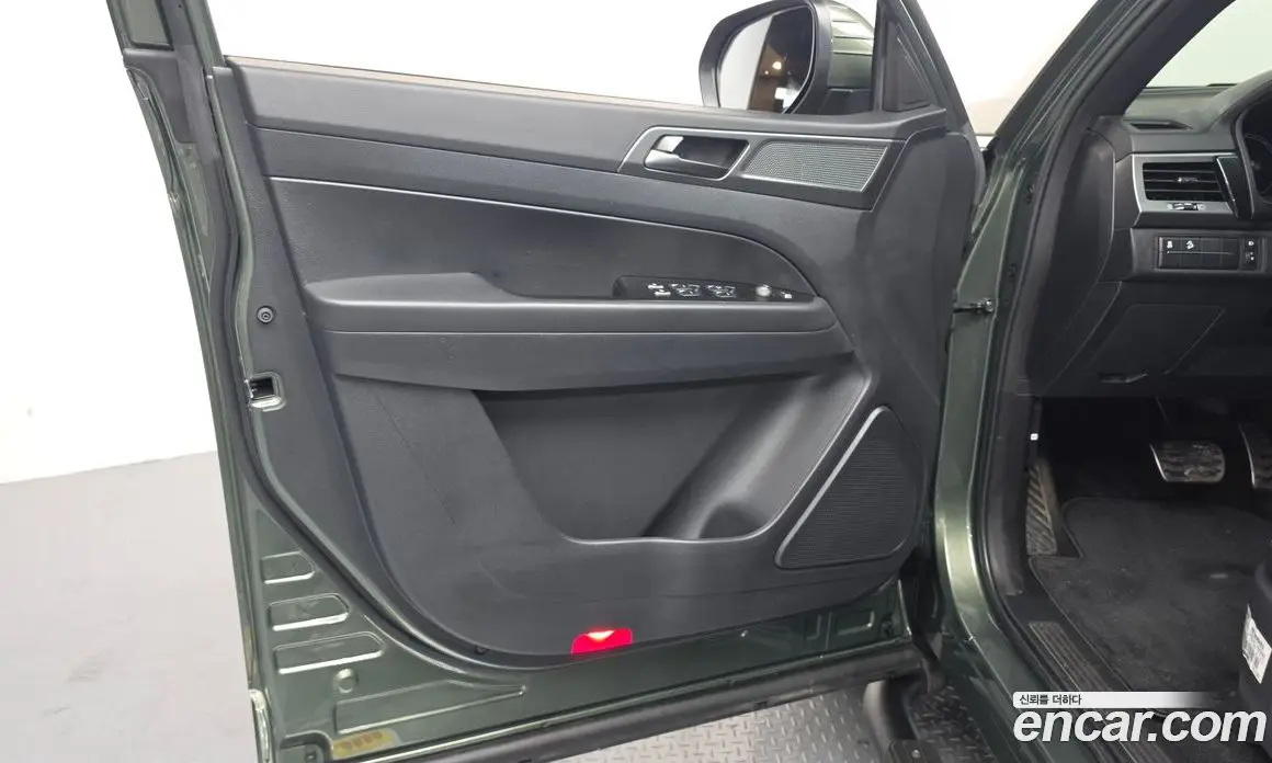 SsangYong Rexton 2022 2.2 автомат (гидро), фото 14