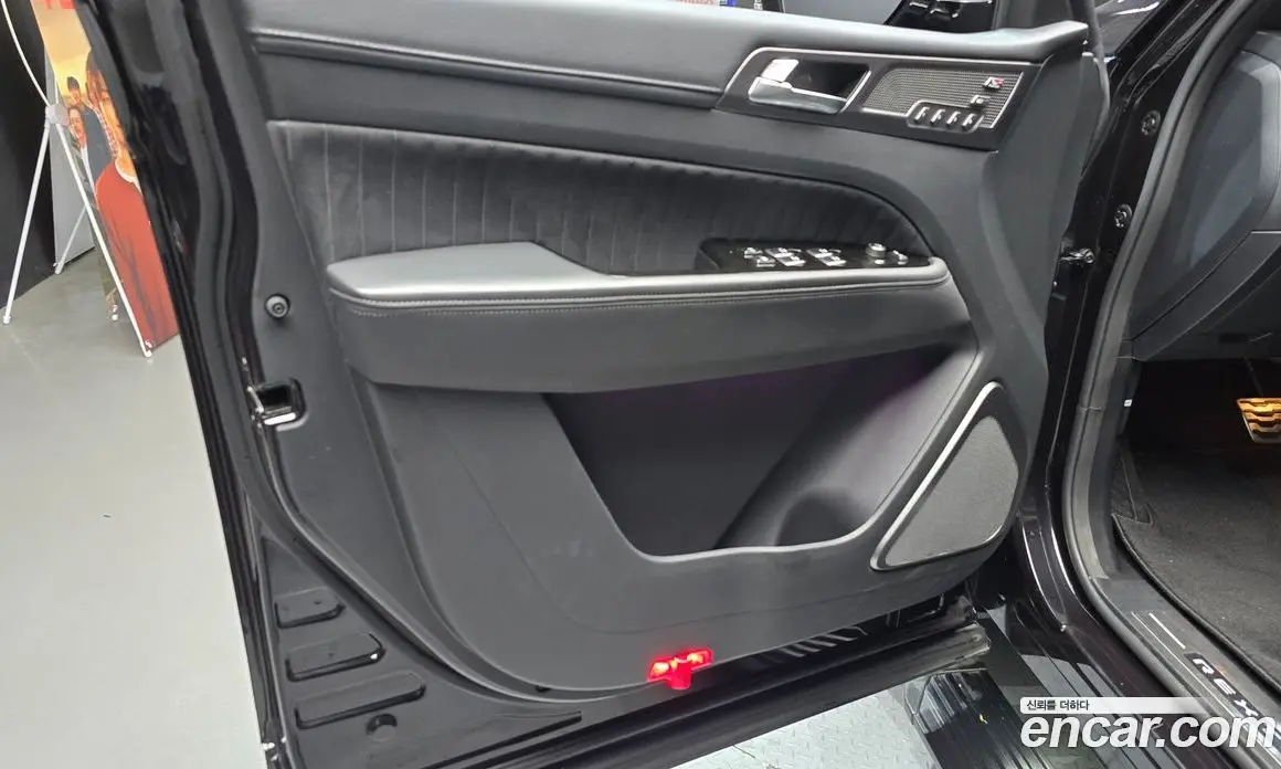 SsangYong Rexton 2023 2.2 автомат (гидро), фото 14