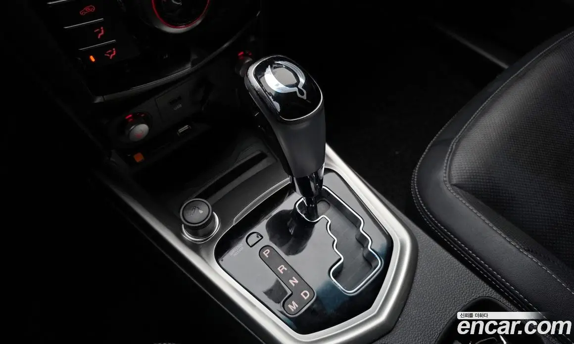 SsangYong TIBOLI 2015 1.6 автомат (гидро), фото 12