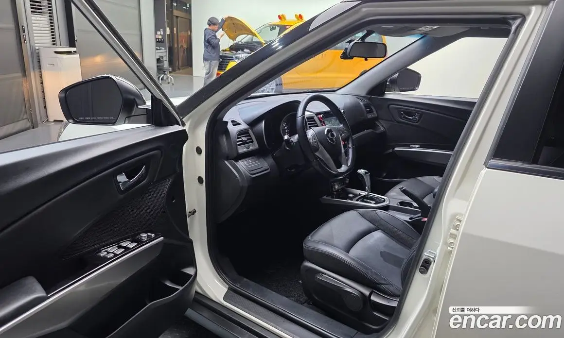 SsangYong TIBOLI 2015 1.6 автомат (гидро), фото 13