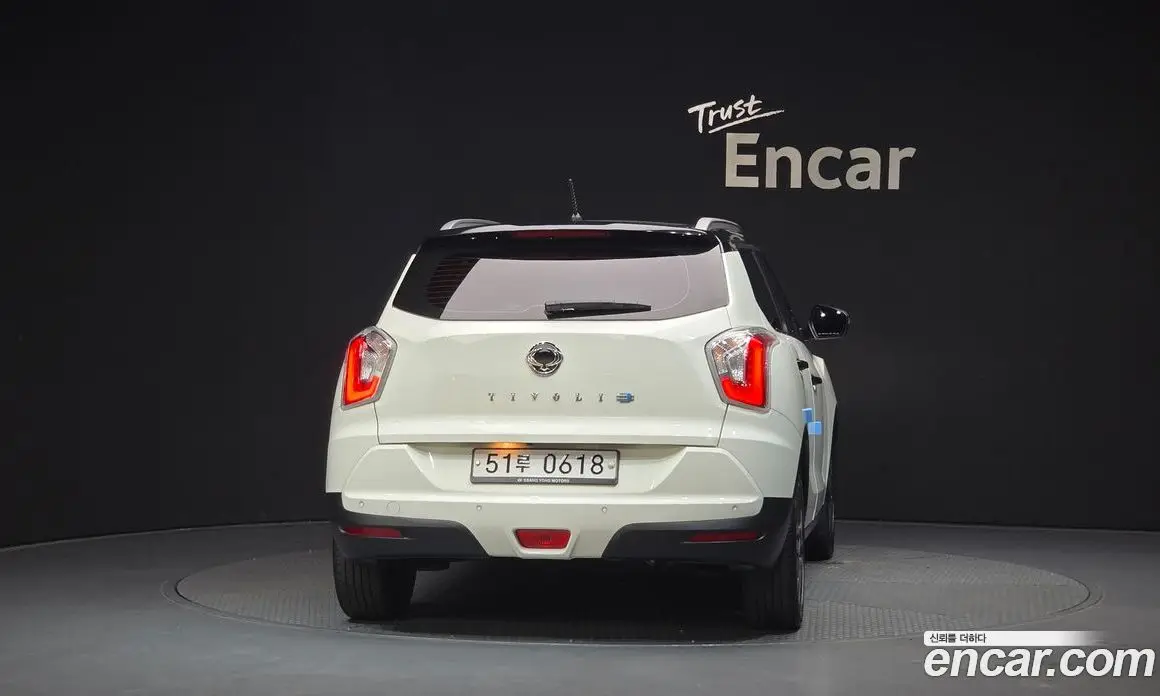 SsangYong TIBOLI 2015 1.6 автомат (гидро), фото 4