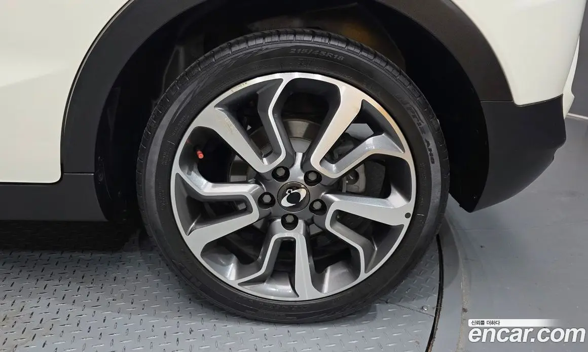 SsangYong TIBOLI 2015 1.6 автомат (гидро), фото 7