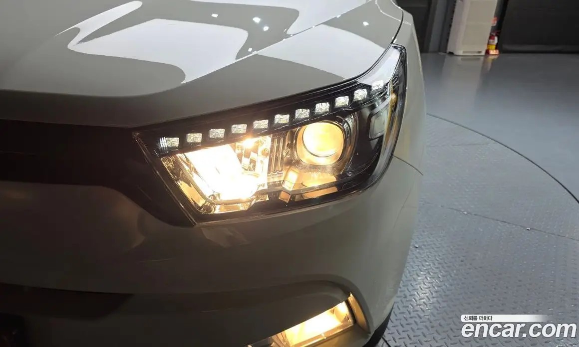 SsangYong TIBOLI 2015 1.6 автомат (гидро), фото 8