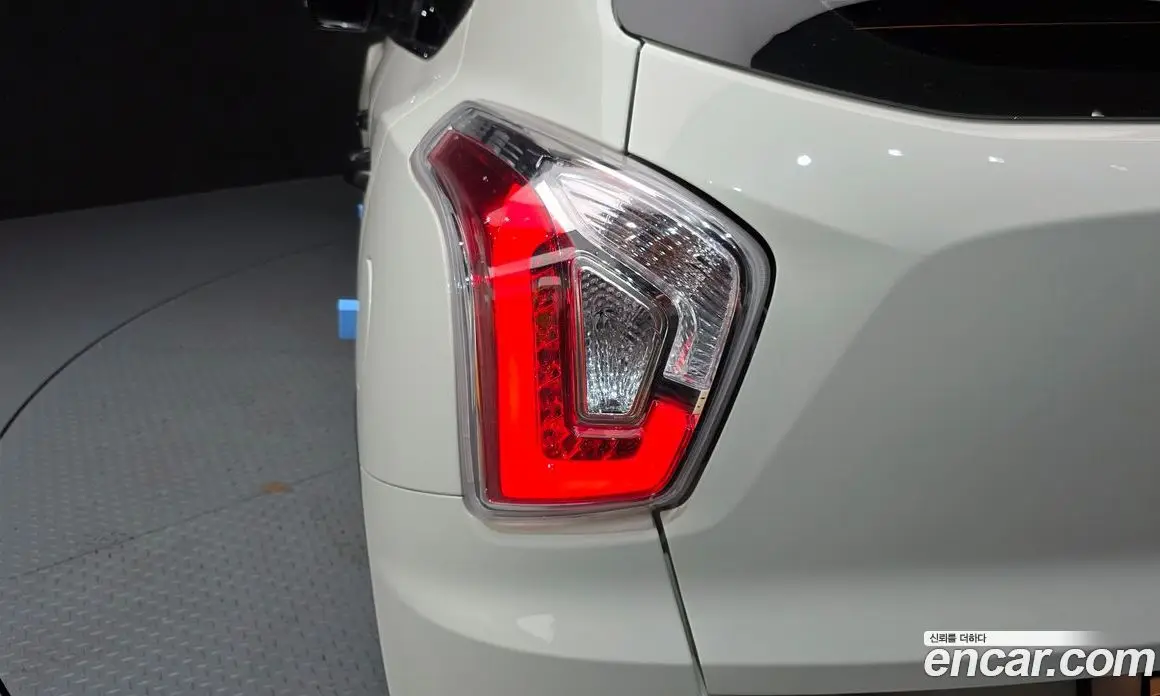 SsangYong TIBOLI 2015 1.6 автомат (гидро), фото 9