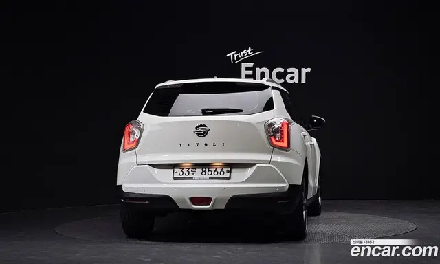SsangYong TIBOLI 2015 1.6 автомат (гидро), миниатюра 3