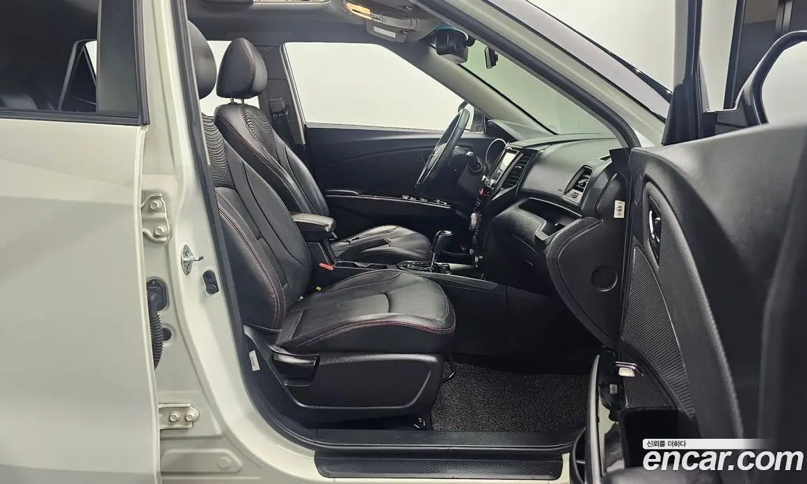 SsangYong TIBOLI 2017 1.6 автомат (гидро), фото 15