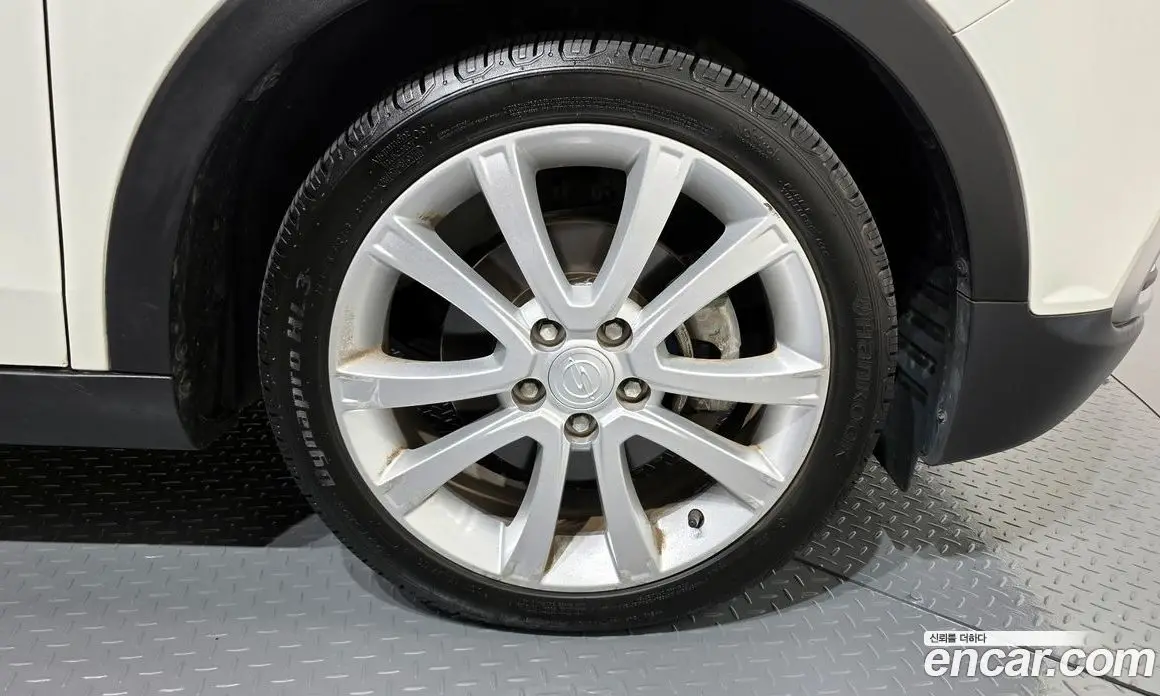 SsangYong TIBOLI 2017 1.6 автомат (гидро), фото 6