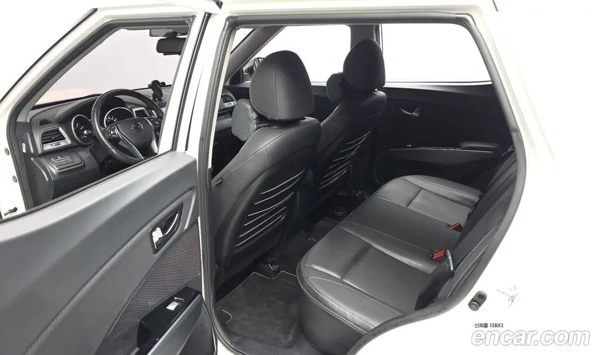 SsangYong TIBOLI 2018 1.6 автомат (гидро), фото 16 SsangYong TIBOLI 2018 1.6 автомат (гидро), фото 16