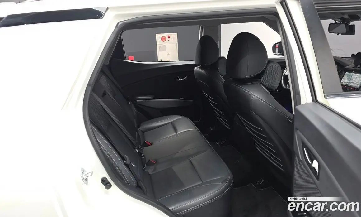 SsangYong TIBOLI 2018 1.6 автомат (гидро), фото 18 SsangYong TIBOLI 2018 1.6 автомат (гидро), фото 18