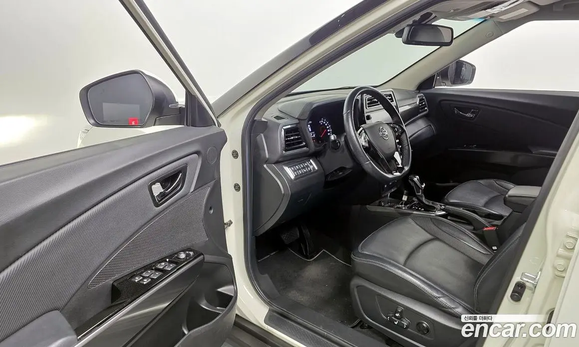 SsangYong TIBOLI 2022 1.5 автомат (гидро), фото 13