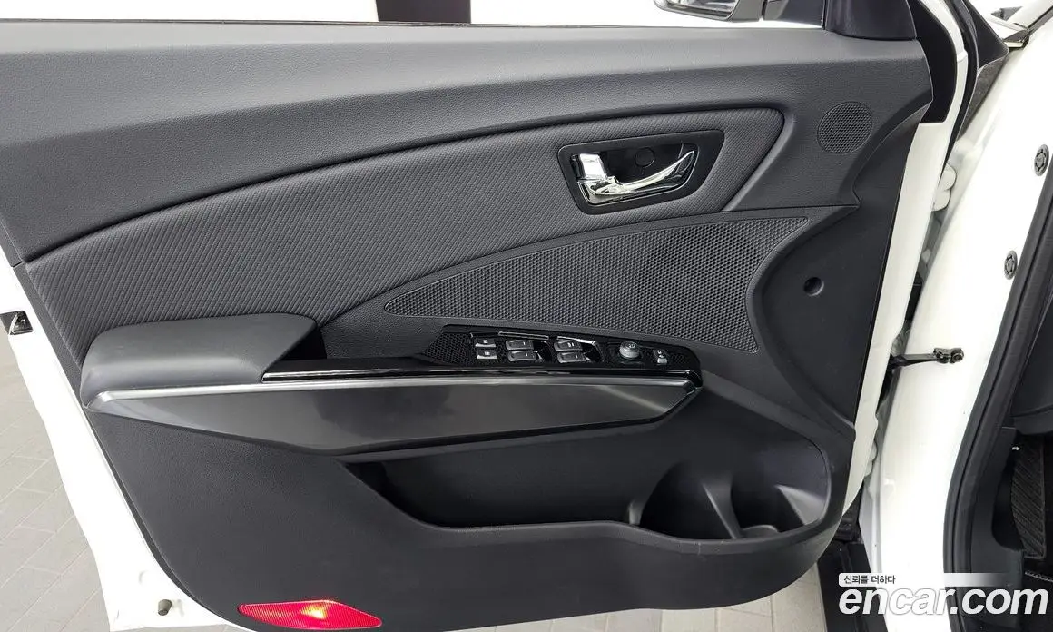 SsangYong TIBOLI 2022 1.5 автомат (гидро), фото 14