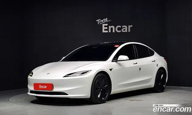 Tesla Model 3, 2024, 42 657 км