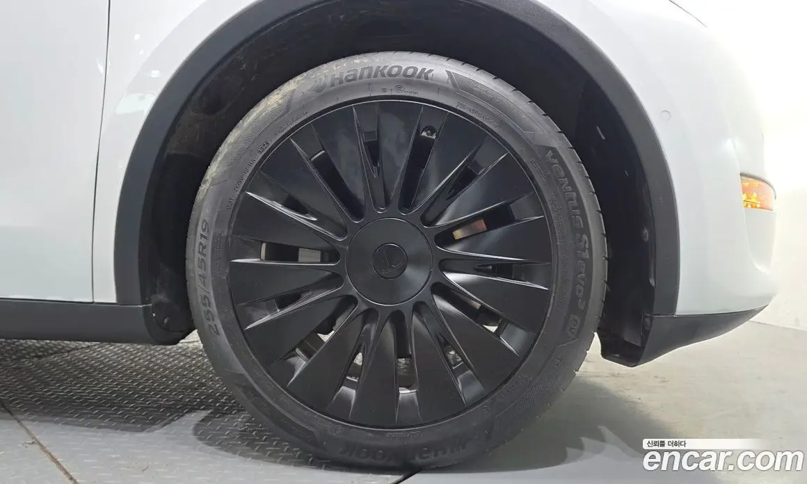 Tesla Model Y 2021 0.2 автомат (гидро), фото 7 Tesla Model Y 2021 0.2 автомат (гидро), фото 7
