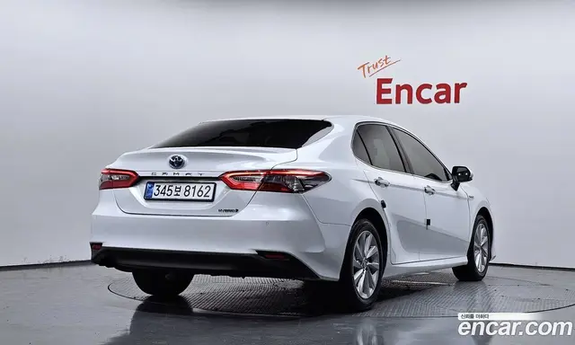 Toyota Camry 2023 2.5 автомат (гидро), миниатюра 2