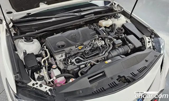 Toyota Camry 2023 2.5 автомат (гидро), миниатюра 6