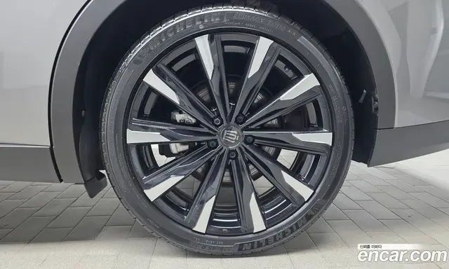 Toyota Crown 2024 2.4 автомат (гидро), миниатюра 6