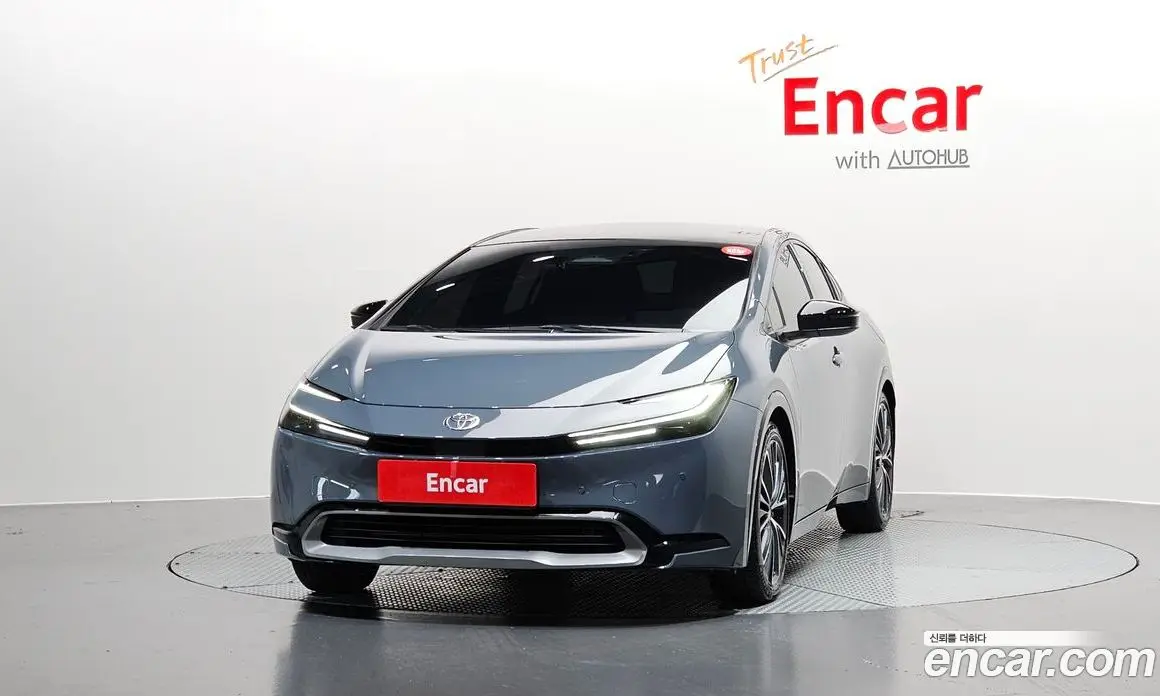 Toyota Prius 2024 2.0 автомат (гидро), фото 3 Toyota Prius 2024 2.0 автомат (гидро), фото 3
