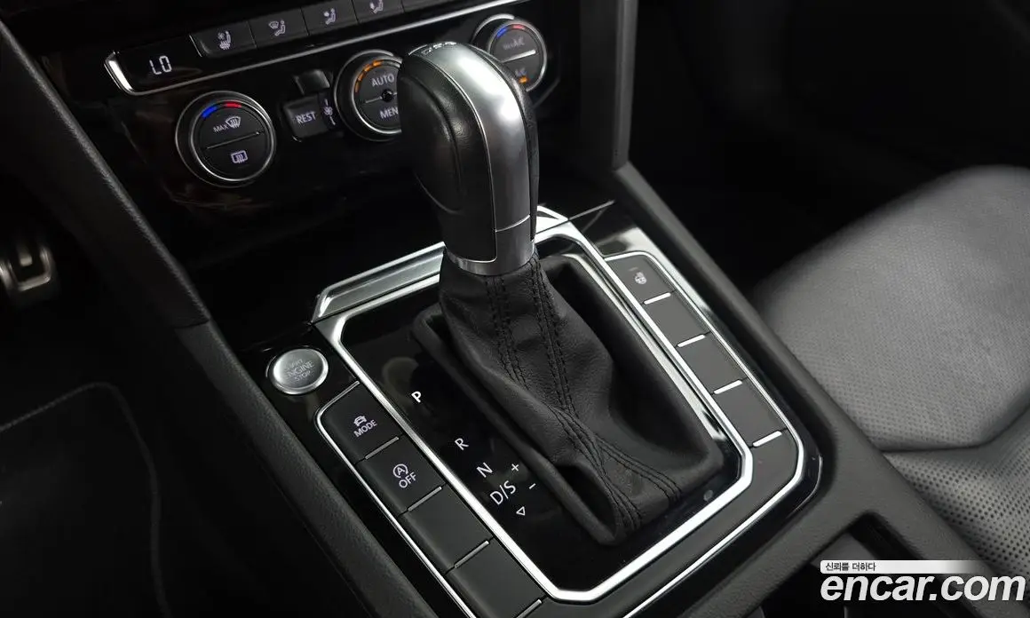 Volkswagen Arteon 2019 2.0 автомат (гидро), фото 12