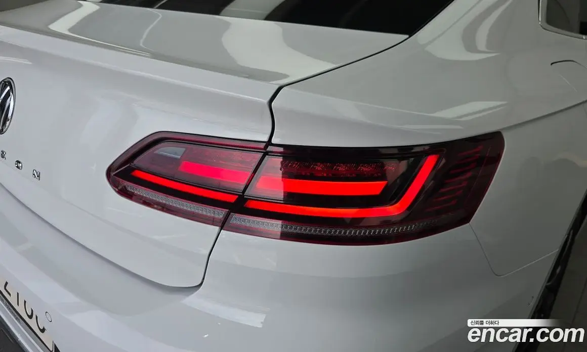 Volkswagen Arteon 2019 2.0 автомат (гидро), фото 9