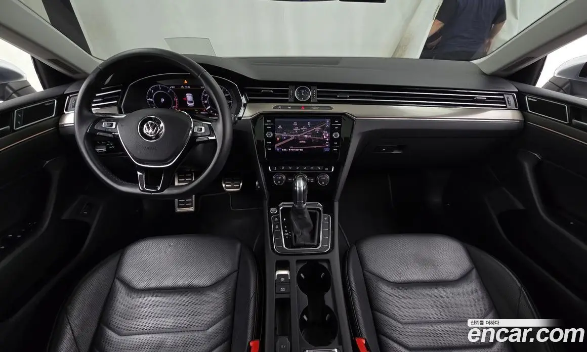 Volkswagen Arteon 2019 2.0 автомат (гидро), фото 10