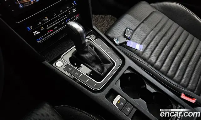 Volkswagen Passat 2022 2.0 автомат (гидро), миниатюра 12
