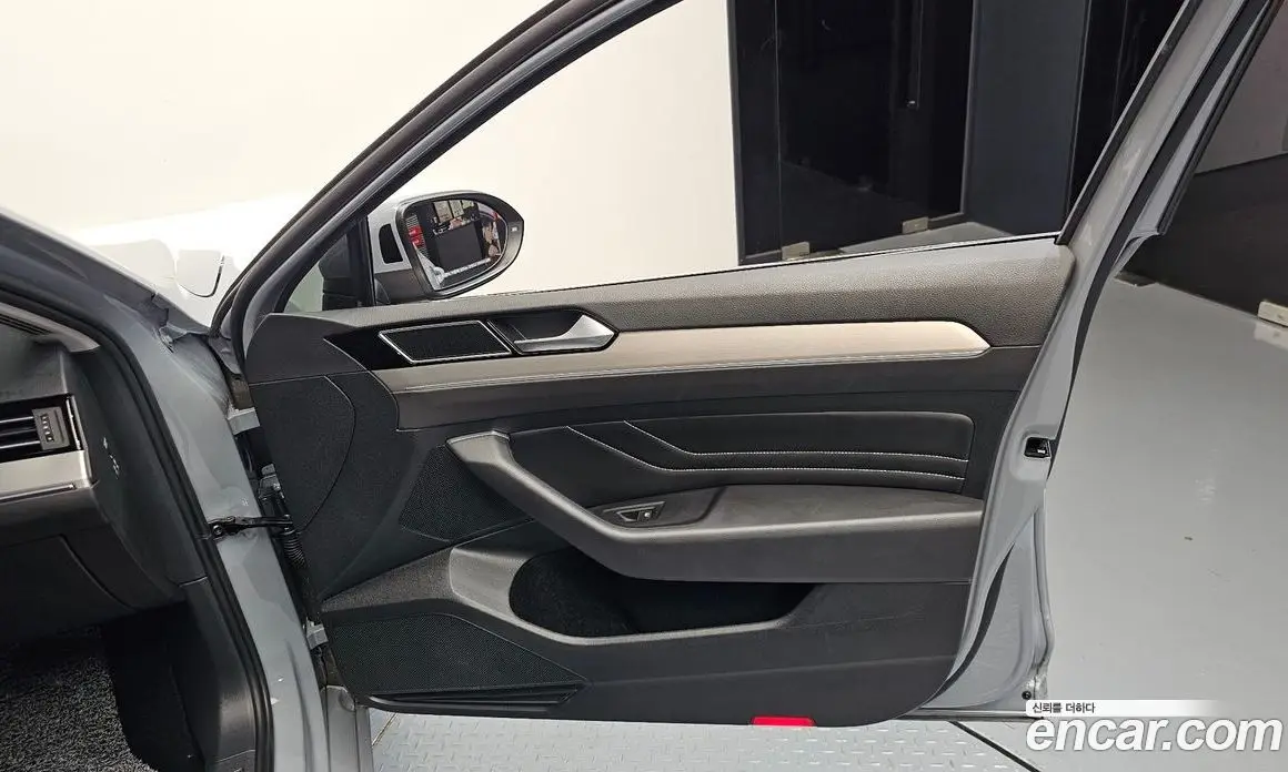 Volkswagen Passat 2022 2.0 автомат (гидро), фото 14 Volkswagen Passat 2022 2.0 автомат (гидро), фото 14