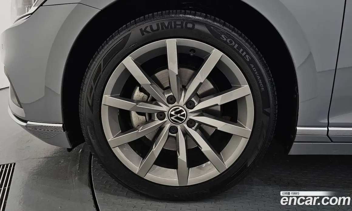 Volkswagen Passat 2022 2.0 автомат (гидро), фото 5 Volkswagen Passat 2022 2.0 автомат (гидро), фото 5