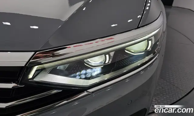 Volkswagen Passat 2022 2.0 автомат (гидро), миниатюра 8 Volkswagen Passat 2022 2.0 автомат (гидро), миниатюра 8