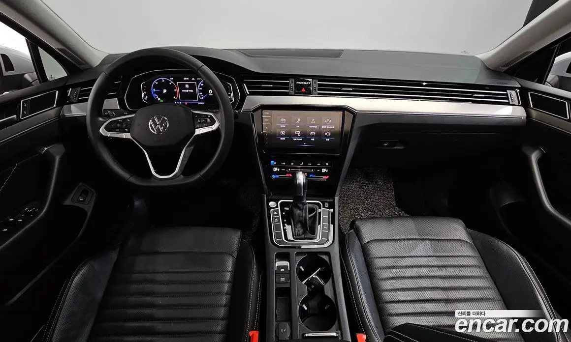 Volkswagen Passat 2022 2.0 автомат (гидро), фото 10 Volkswagen Passat 2022 2.0 автомат (гидро), фото 10