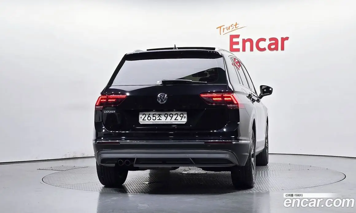 Volkswagen Tiguan 2019 2.0 автомат (гидро), фото 3