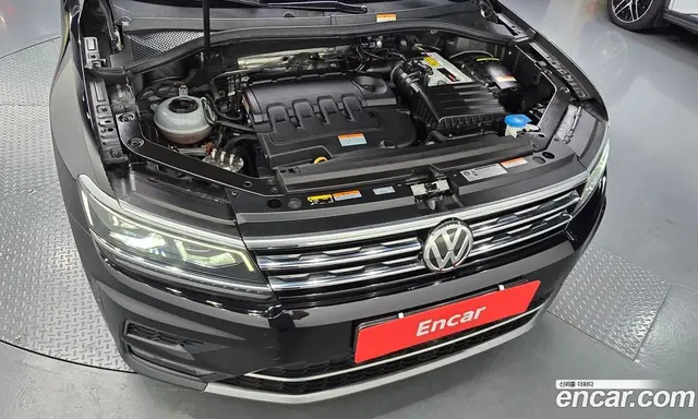 Volkswagen Tiguan 2019 2.0 автомат (гидро), миниатюра 5