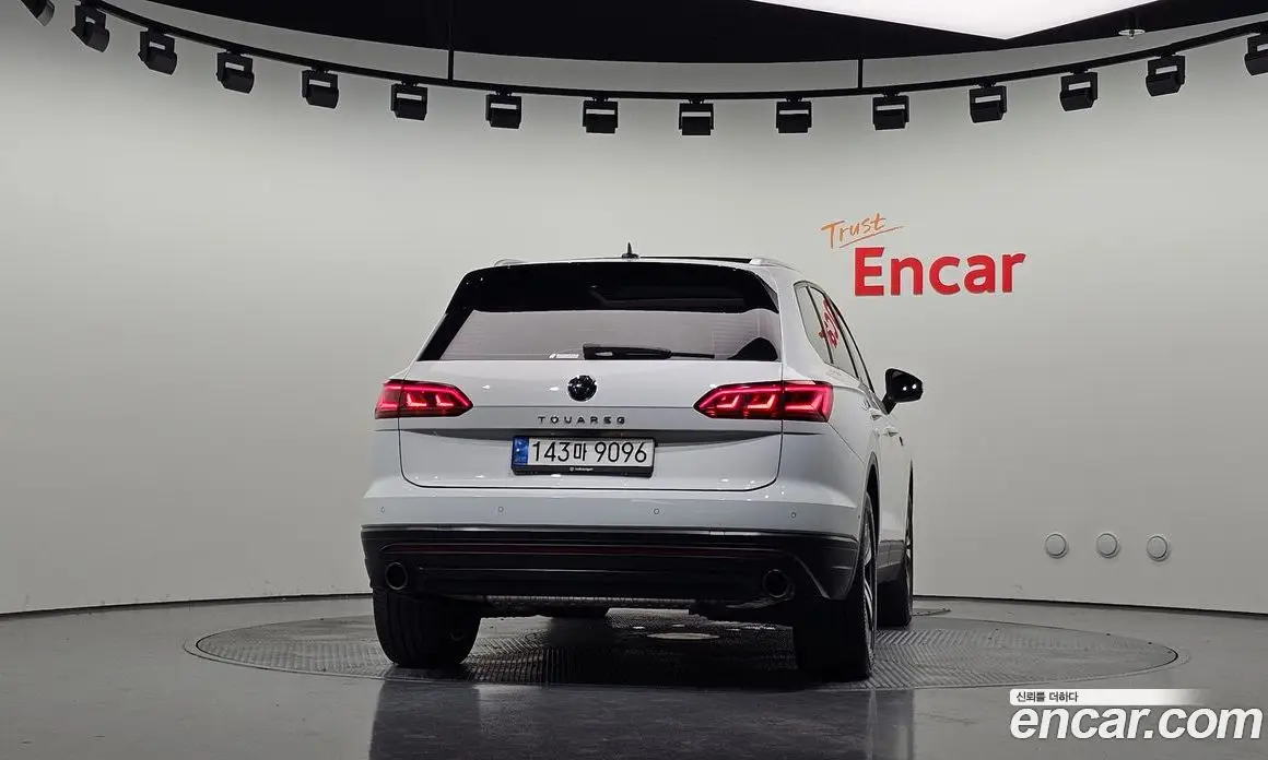 Volkswagen Touareg 2023 3.0 автомат (гидро), фото 3