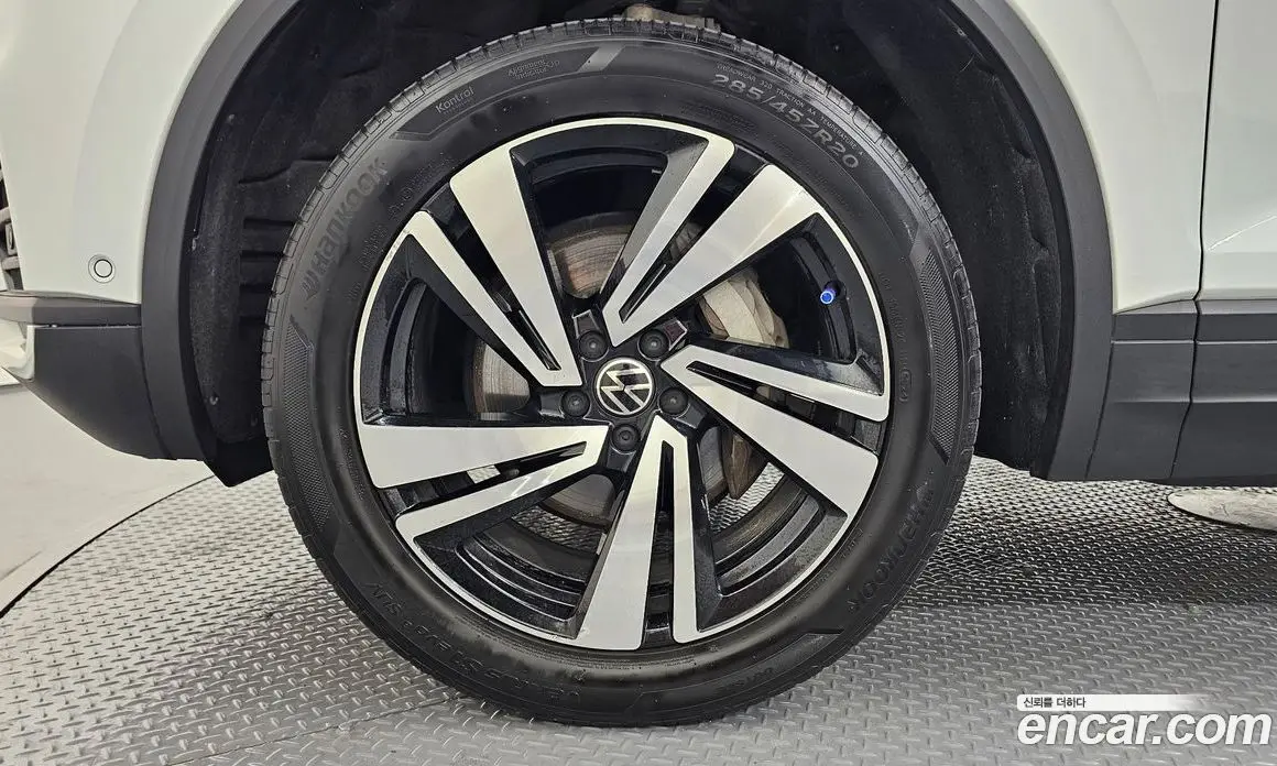Volkswagen Touareg 2023 3.0 автомат (гидро), фото 4