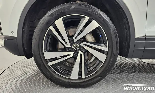 Volkswagen Touareg 2023 3.0 автомат (гидро), миниатюра 4