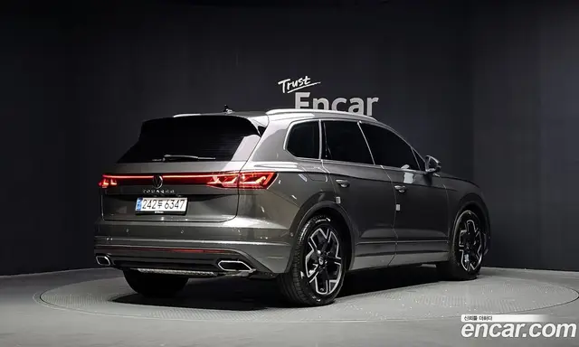 Volkswagen Touareg 2024 3.0 автомат (гидро), миниатюра 2 Volkswagen Touareg 2024 3.0 автомат (гидро), миниатюра 2
