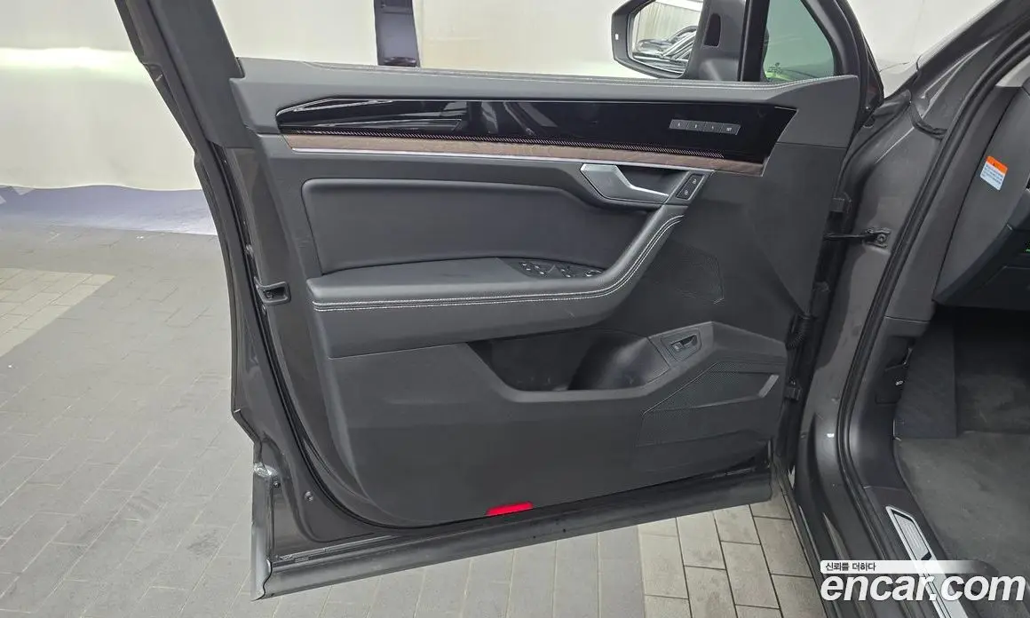 Volkswagen Touareg 2024 3.0 автомат (гидро), фото 14 Volkswagen Touareg 2024 3.0 автомат (гидро), фото 14