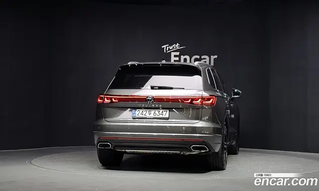 Volkswagen Touareg 2024 3.0 автомат (гидро), миниатюра 4 Volkswagen Touareg 2024 3.0 автомат (гидро), миниатюра 4