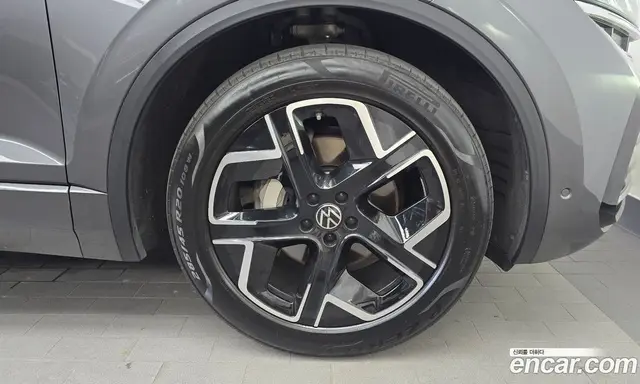 Volkswagen Touareg 2024 3.0 автомат (гидро), миниатюра 7 Volkswagen Touareg 2024 3.0 автомат (гидро), миниатюра 7