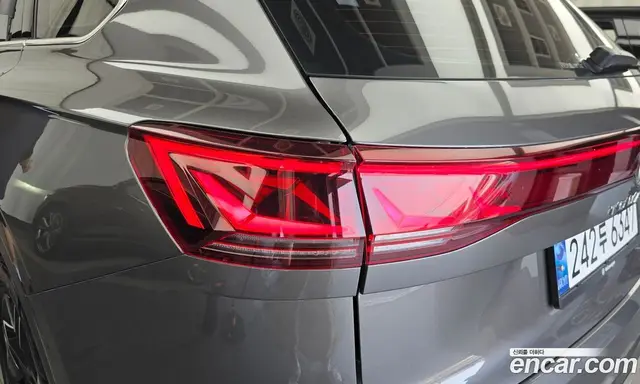 Volkswagen Touareg 2024 3.0 автомат (гидро), миниатюра 9 Volkswagen Touareg 2024 3.0 автомат (гидро), миниатюра 9