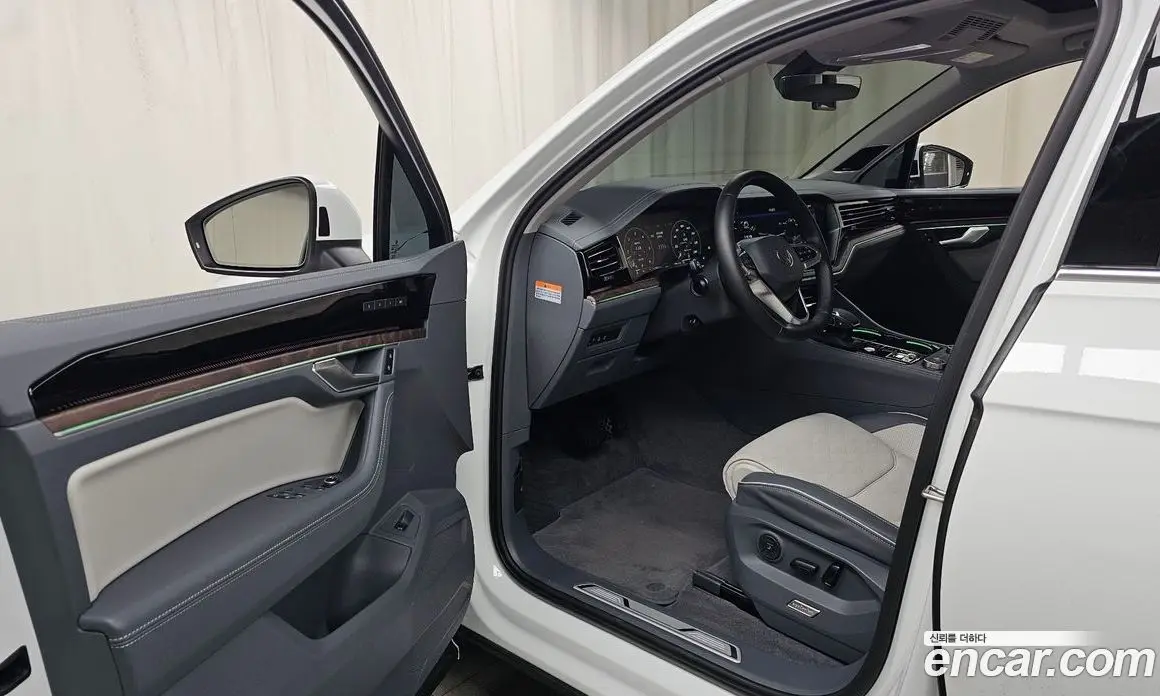 Volkswagen Touareg 2025 3.0 автомат (гидро), фото 13 Volkswagen Touareg 2025 3.0 автомат (гидро), фото 13