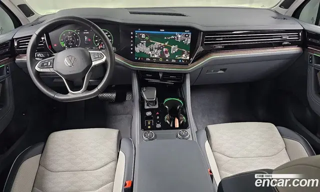 Volkswagen Touareg 2025 3.0 автомат (гидро), миниатюра 10 Volkswagen Touareg 2025 3.0 автомат (гидро), миниатюра 10
