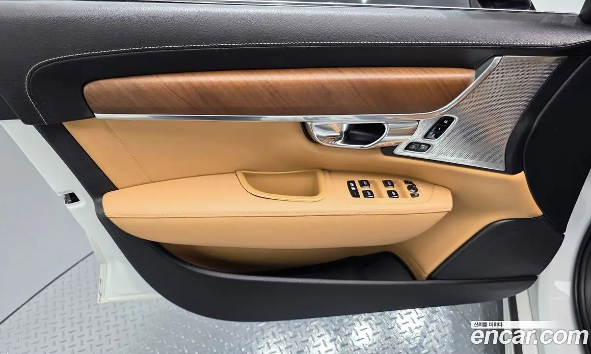 Volvo S90 2019 2.0 автомат (гидро), фото 13 Volvo S90 2019 2.0 автомат (гидро), фото 13