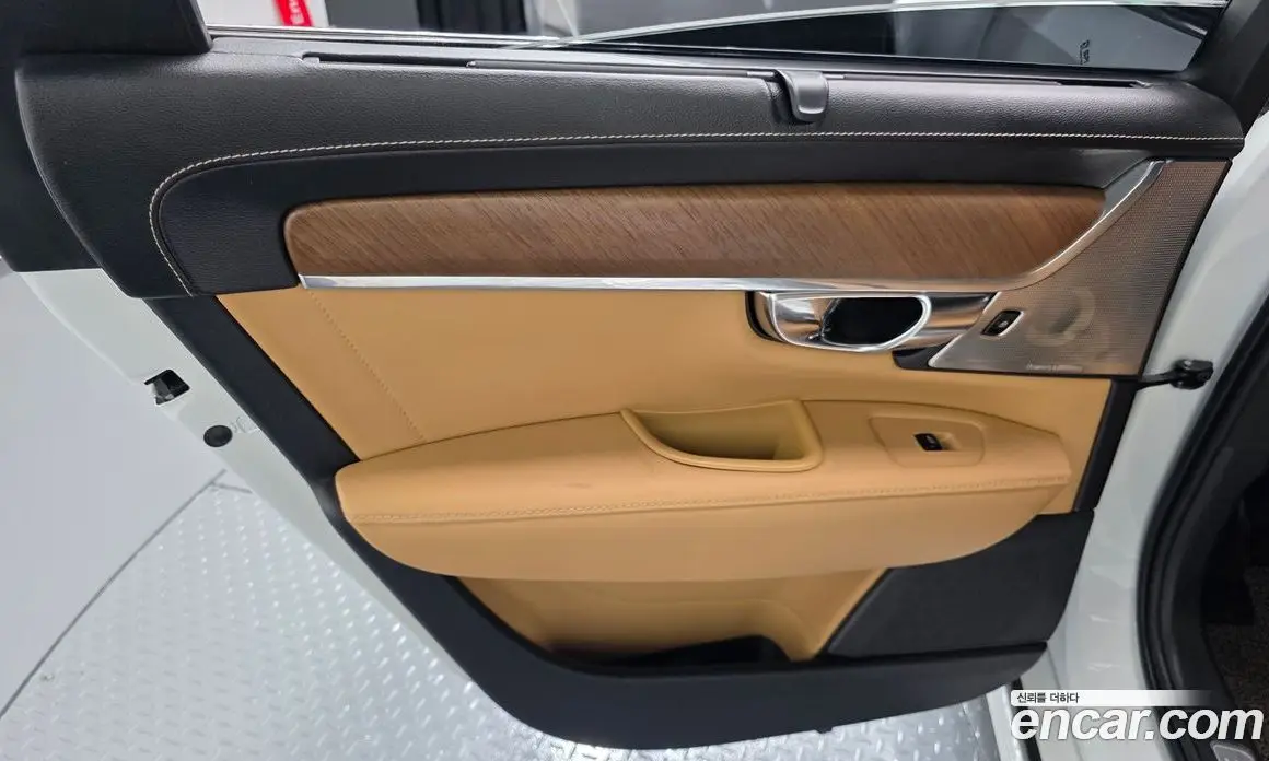 Volvo S90 2019 2.0 автомат (гидро), фото 14 Volvo S90 2019 2.0 автомат (гидро), фото 14