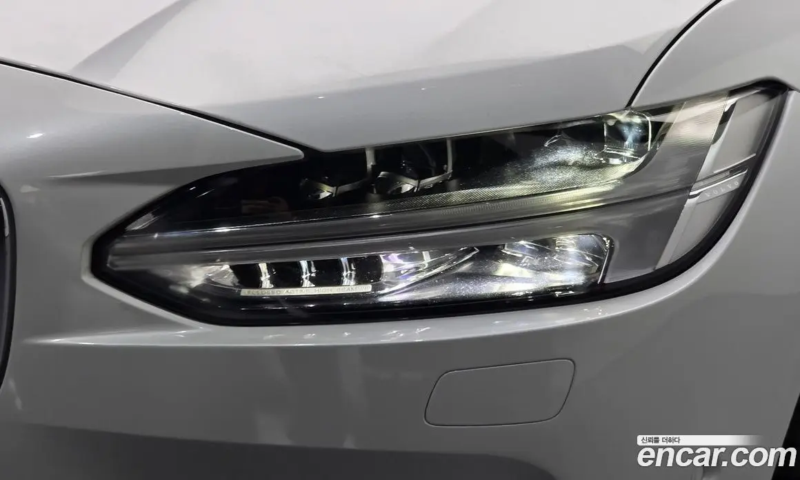 Volvo S90 2019 2.0 автомат (гидро), фото 7 Volvo S90 2019 2.0 автомат (гидро), фото 7