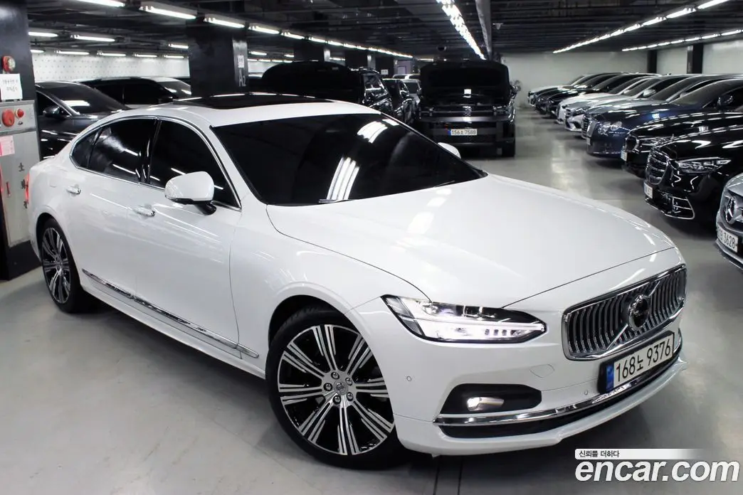 Volvo S90 2022 2.0 автомат (гидро), фото 1 Volvo S90 2022 2.0 автомат (гидро), фото 1