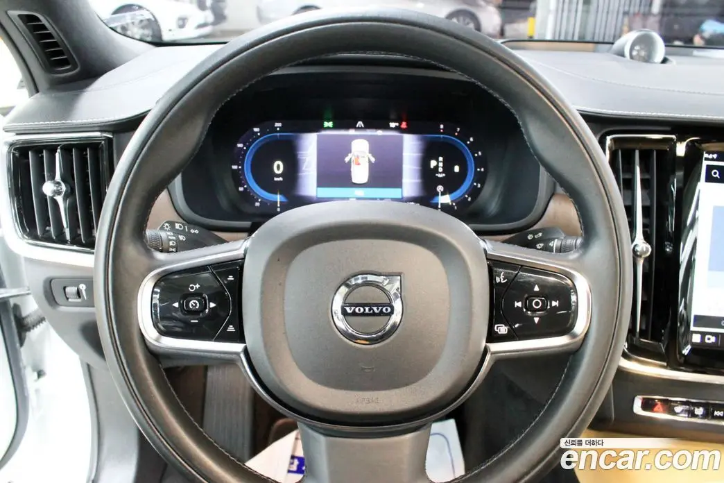 Volvo S90 2022 2.0 автомат (гидро), фото 12 Volvo S90 2022 2.0 автомат (гидро), фото 12