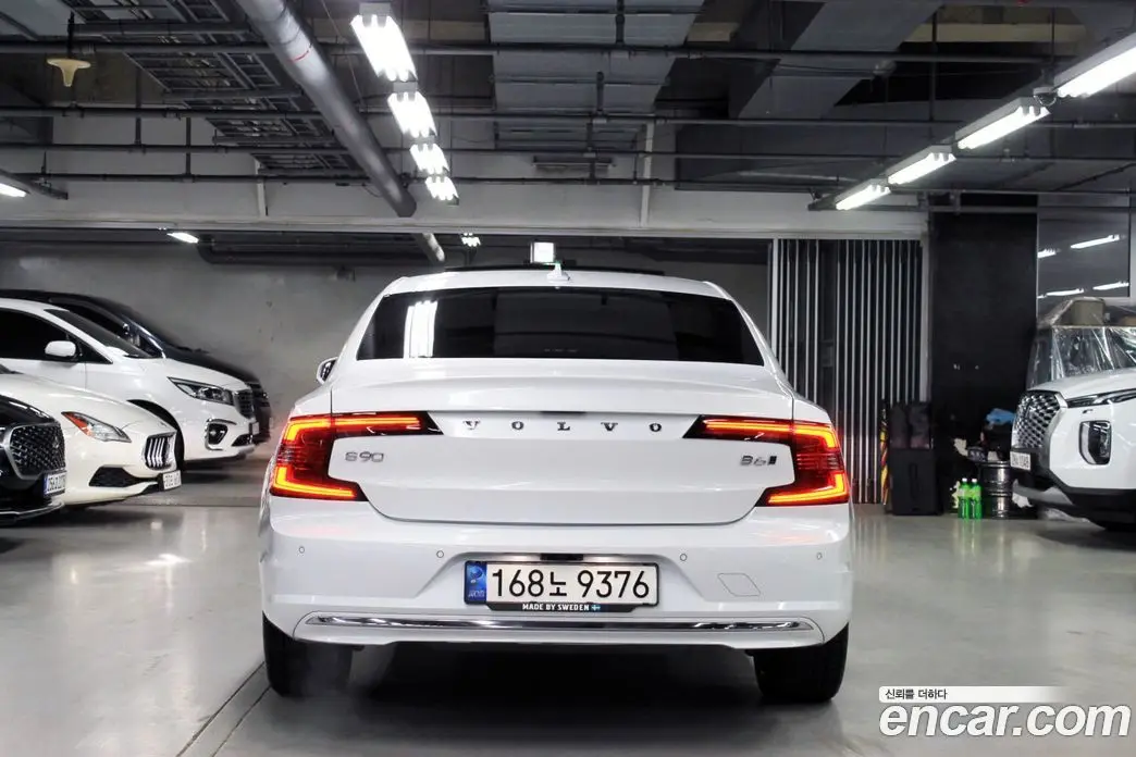 Volvo S90 2022 2.0 автомат (гидро), фото 5 Volvo S90 2022 2.0 автомат (гидро), фото 5